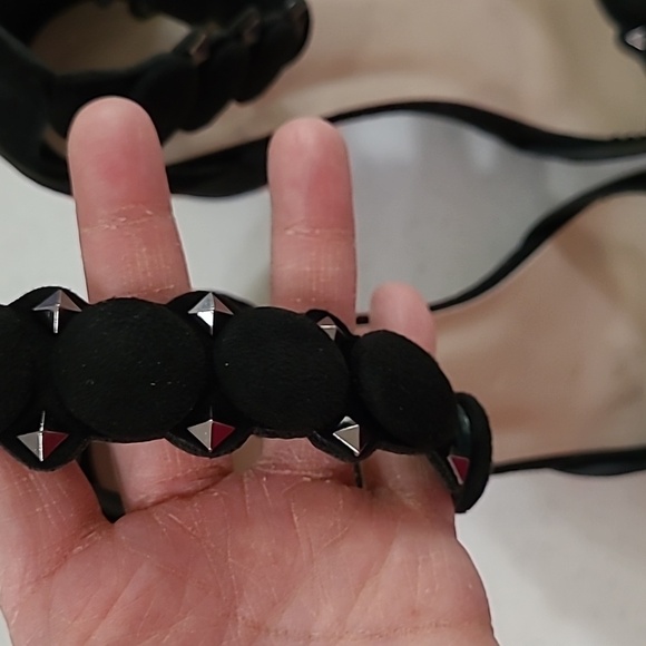 💥3for$12💥 Steve Harvey Celebrity Edition black suede ankle strap heels size 9 - Picture 4 of 10